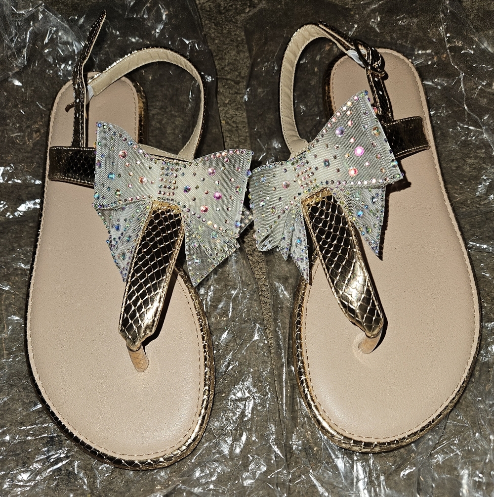 Size 7 Sandals, Tan And Gold With White Bow With Rhinestones